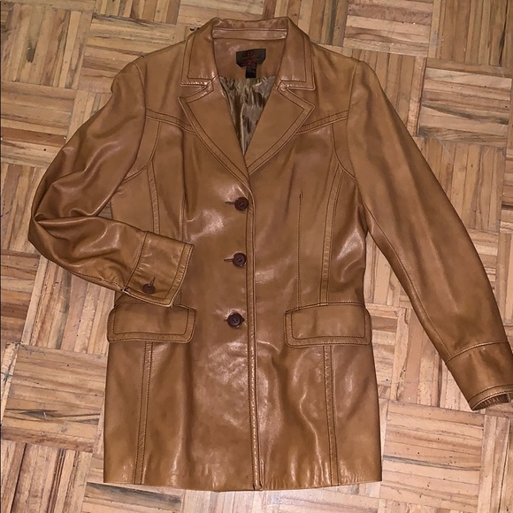 Beautiful Danier Soft Italian Leather Blazer Med